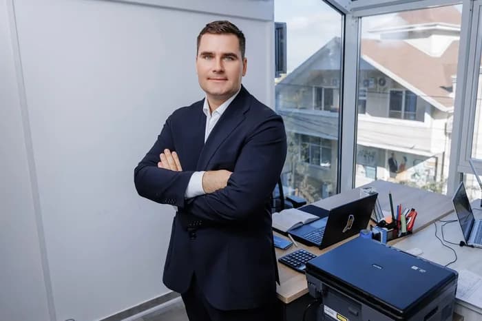 Ion Banari – Project & Accountability